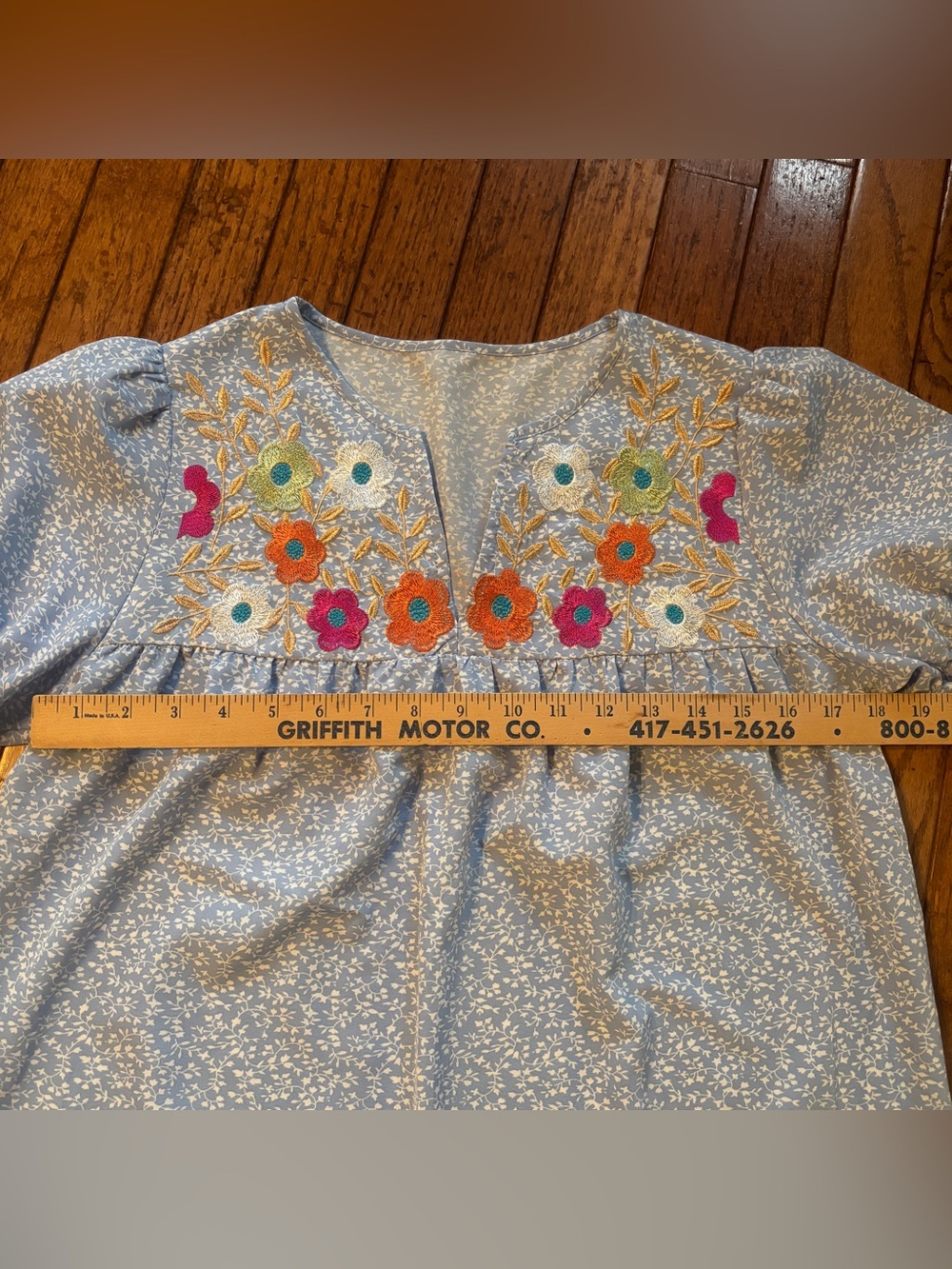 Womens Flower blouse size M - Picture 7 of 8